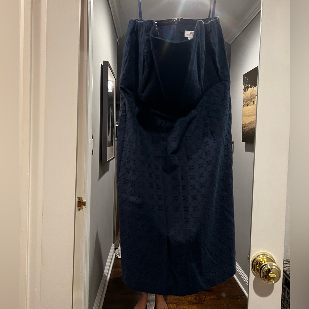 Vineyard Vines Navy blue eyelet strapless dress